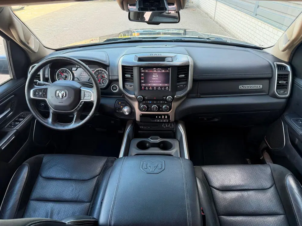 Dodge RAM 5.7 V8 4x4 Crew Cab Laramie MARGE KOOPJE uit 2019, foto 2