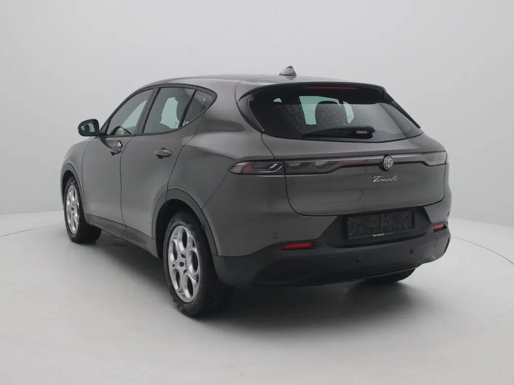 Alfa Romeo Tonale 1.5T Hybrid Super uit 2023, foto 2