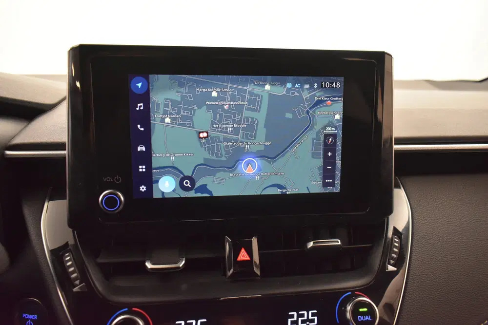 Toyota Corolla 1.8 Hybrid Premium Bi-Tone Head-Up Virtual uit 2022, foto 6