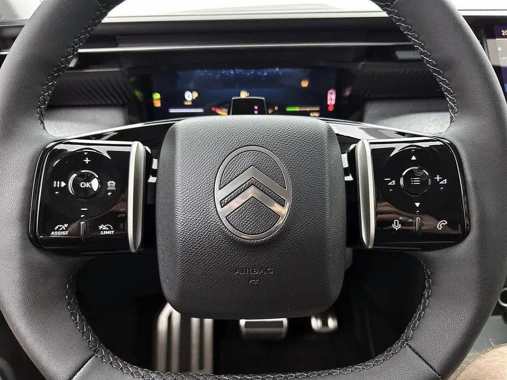 Citroën C5 Aircross 1.2 Hybrid 145pk Max Automaat uit 2026, foto 12