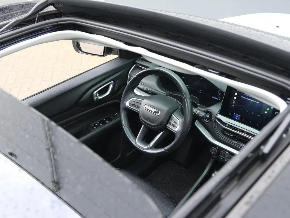 Jeep Compass 4xe 240 Plug-in Hybrid Electric S uit 2023, foto 9
