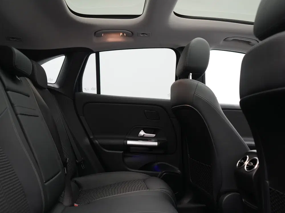 Mercedes-Benz EQA 250 Business Solution Luxury 67 kWh 191pk uit 2022, foto 6