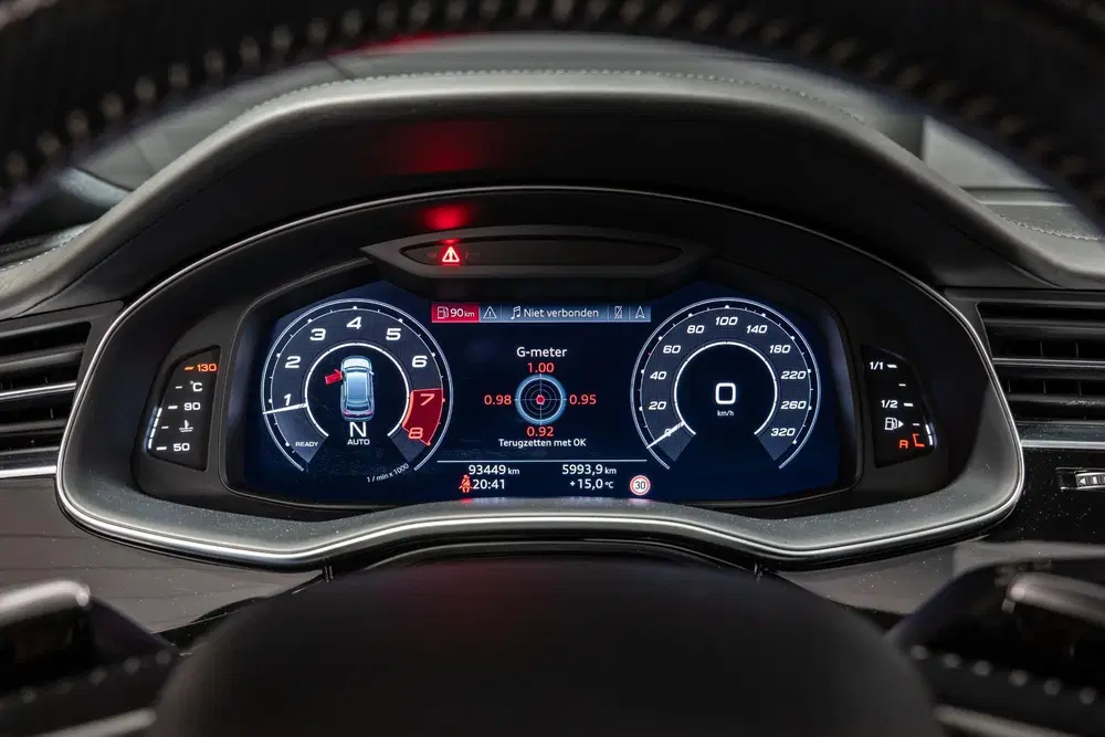 Audi RS Q8 4.0 TFSI quattro Kleppensysteem uit 2020, foto 10