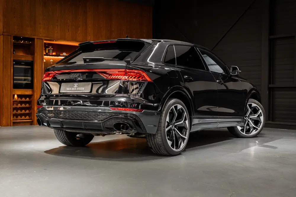 Audi RS Q8 4.0 TFSI quattro Kleppensysteem uit 2020, foto 2
