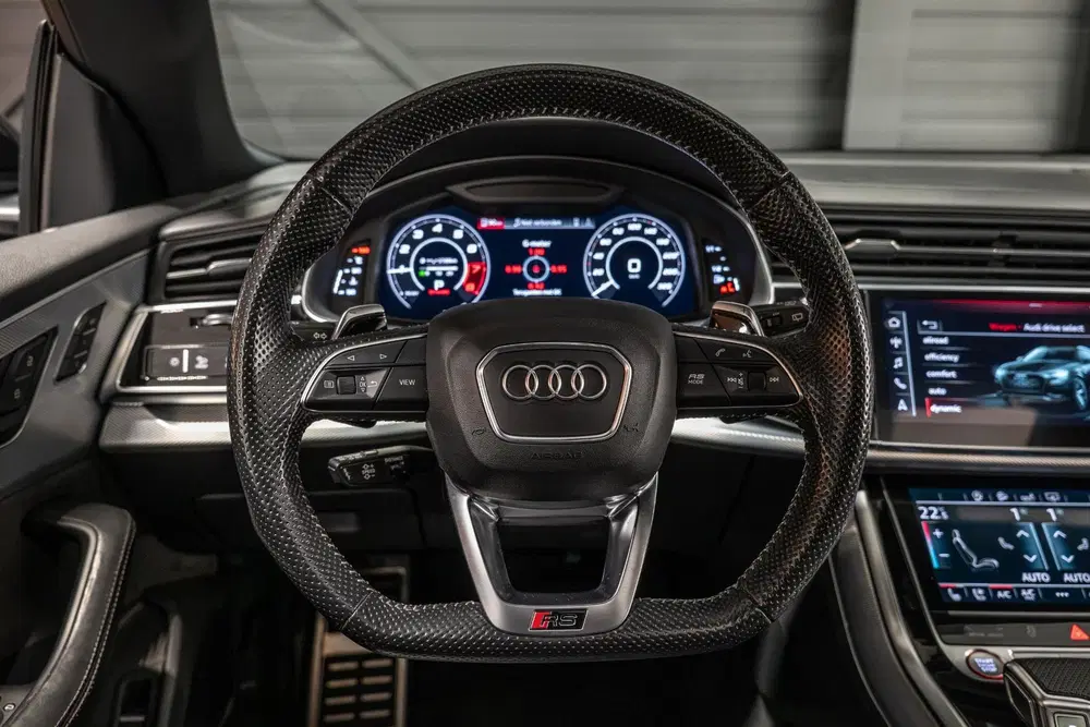 Audi RS Q8 4.0 TFSI quattro Kleppensysteem uit 2020, foto 8