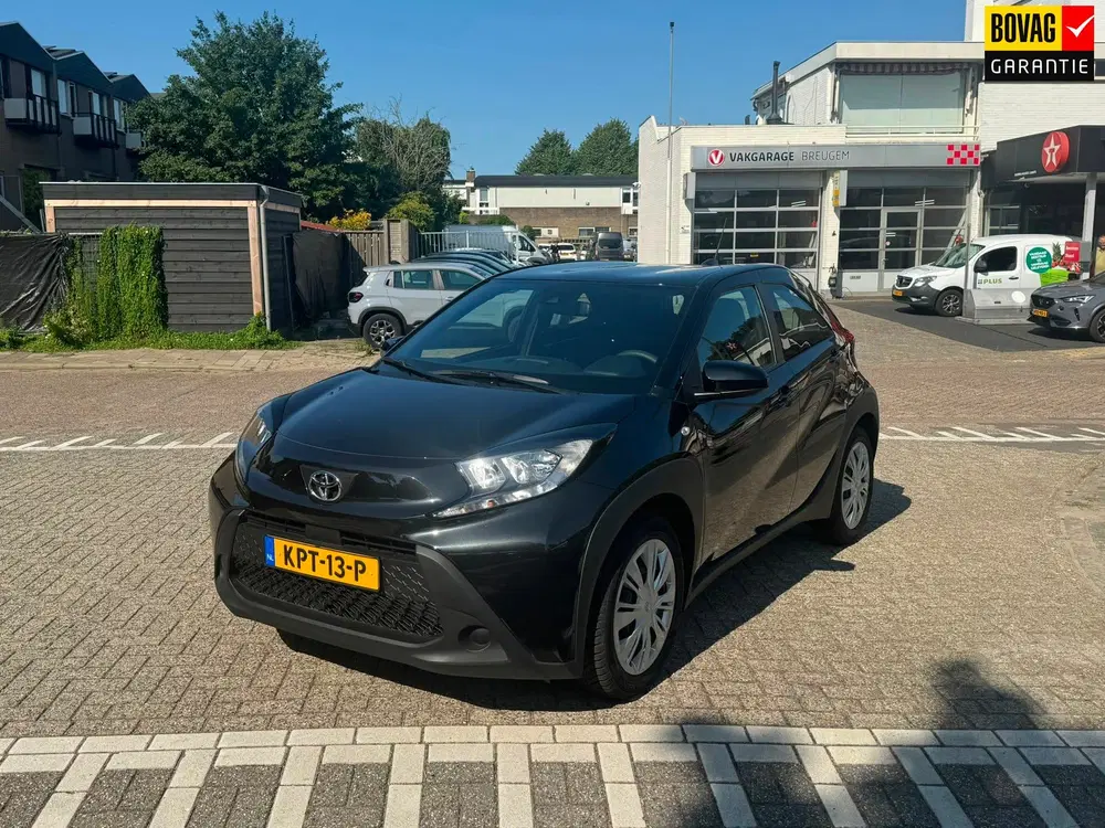Toyota Aygo X 1.0 VVT-i MT Play Keyless uit 2025