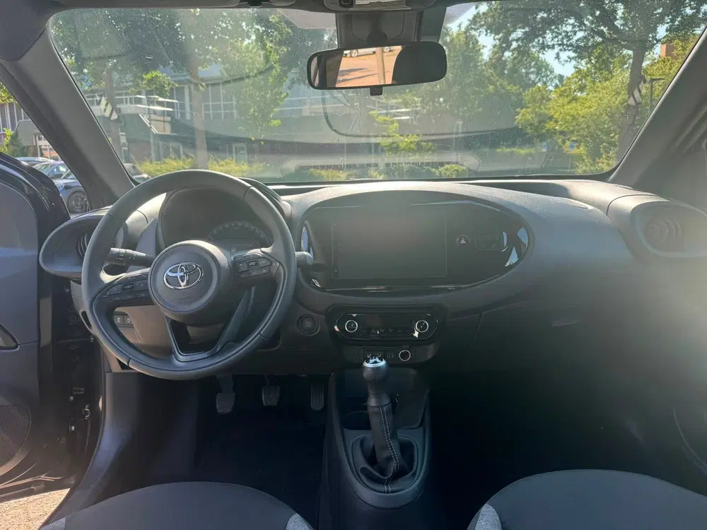 Toyota Aygo X 1.0 VVT-i MT Play Keyless uit 2025, foto 12