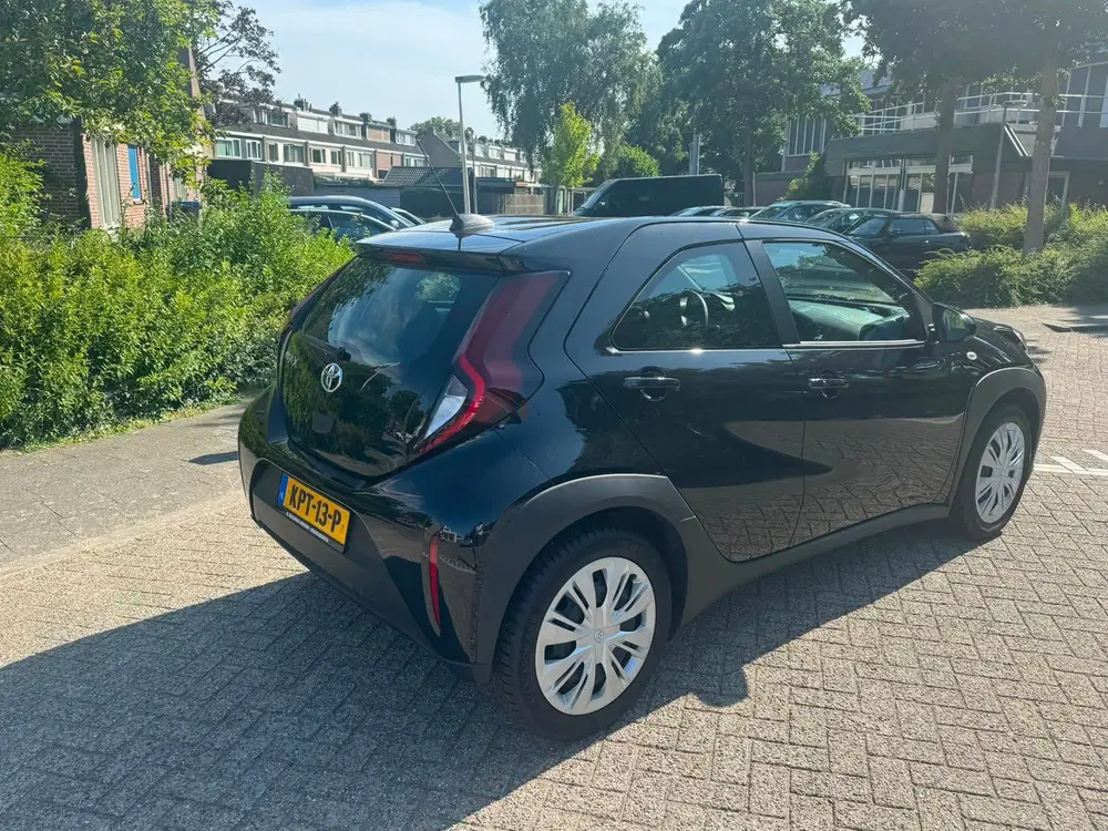 Toyota Aygo X 1.0 VVT-i MT Play Keyless uit 2025, foto 5