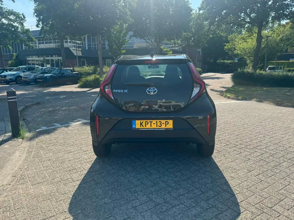 Toyota Aygo X 1.0 VVT-i MT Play Keyless uit 2025, foto 6