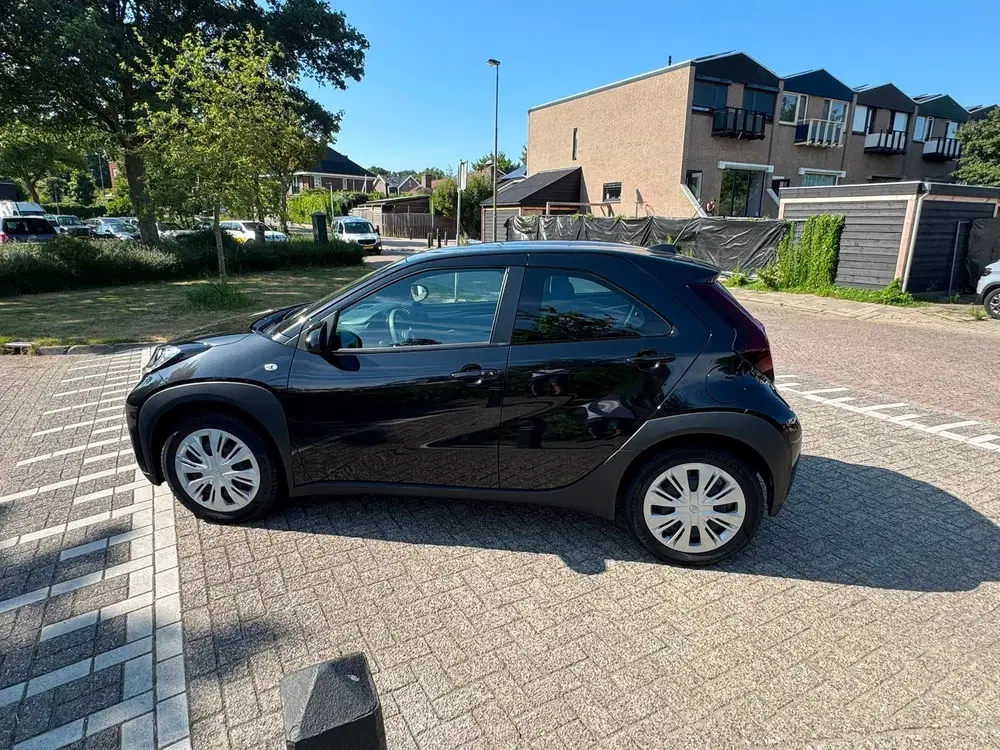 Toyota Aygo X 1.0 VVT-i MT Play Keyless uit 2025, foto 8