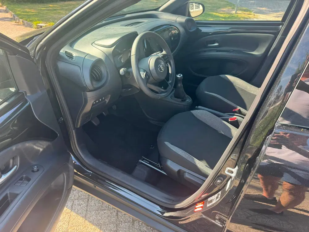 Toyota Aygo X 1.0 VVT-i MT Play Keyless uit 2025, foto 9