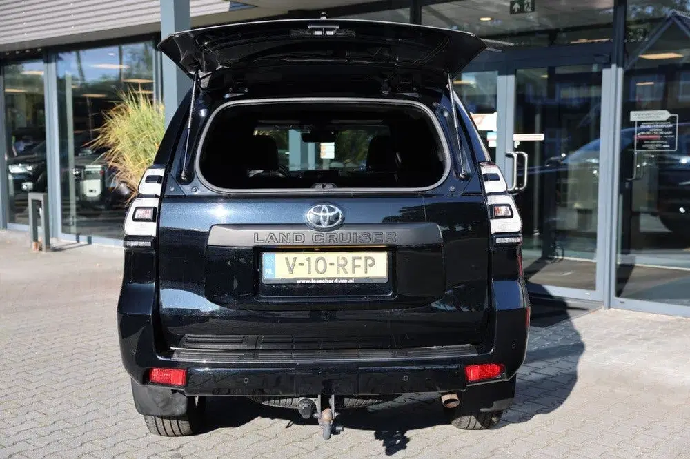 Toyota Land Cruiser 2.8 D-4D 5DRS BLACK EDITION A uit 2024, foto 6