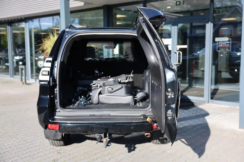 Toyota Land Cruiser 2.8 D-4D 5DRS BLACK EDITION A uit 2024, foto 7