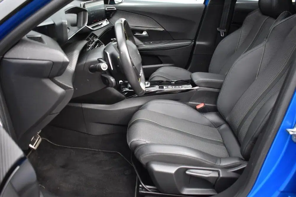 Peugeot 2008 1.2 AUT. PT GT uit 2022, foto 14