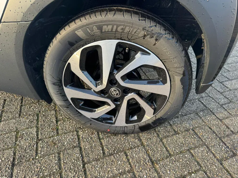 Toyota Aygo X 1.0 VVT-i MT Pulse uit 2025, foto 14