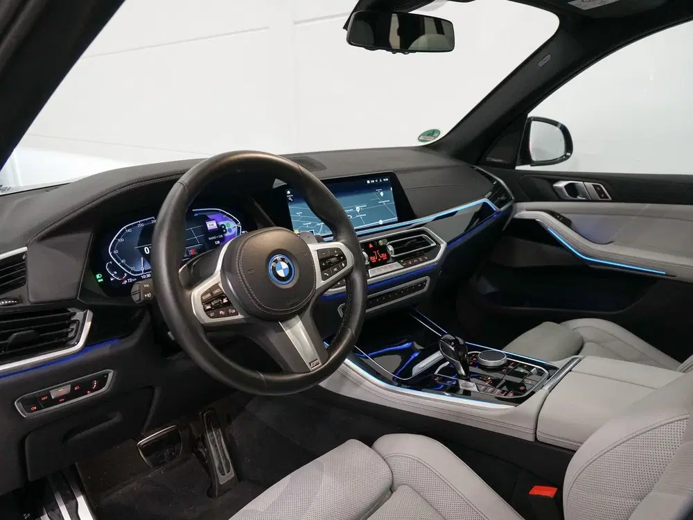 BMW X5 xDrive45e M-Sport uit 2022, foto 2