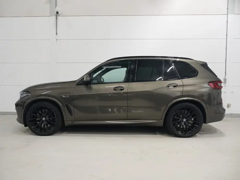 BMW X5 xDrive45e M-Sport uit 2022, foto 4