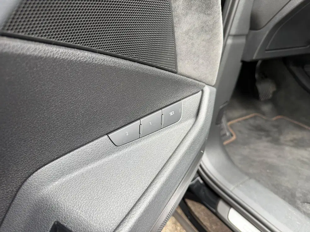 Audi e-tron E-tron 50 quattro Launch edition Black 71 uit 2019, foto 6