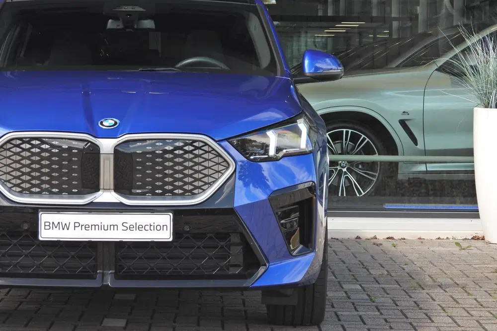 BMW iX2 eDrive20 M Sport uit 2025, foto 9
