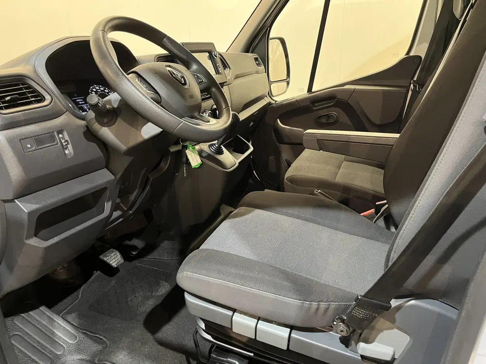 Renault Master 2.3 dCi 150 PK L3H3 Automaat uit 2021, foto 6