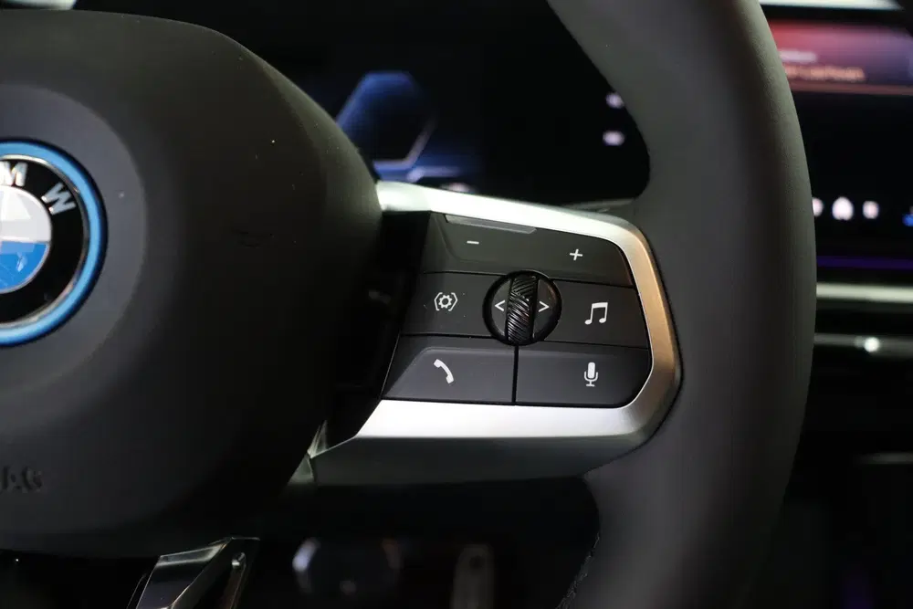 BMW iX2 eDrive20 M Sport uit 2026, foto 14
