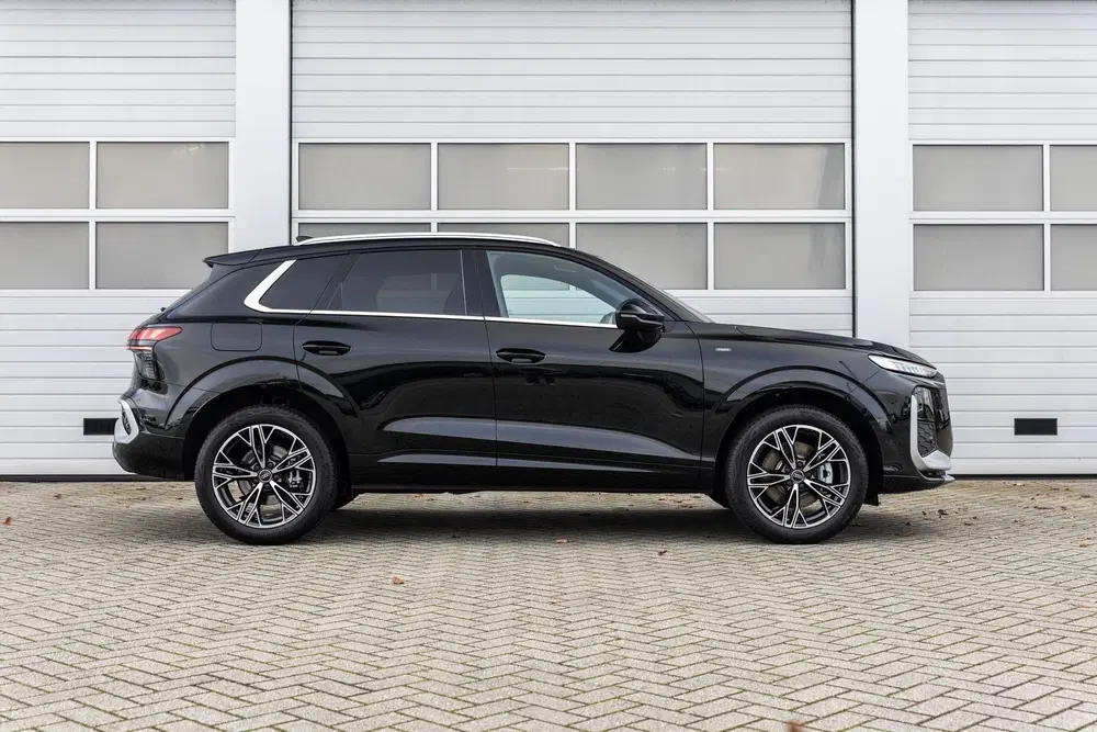 Audi Q3 1.5 e-hybrid 272pk S edition uit 2026, foto 3