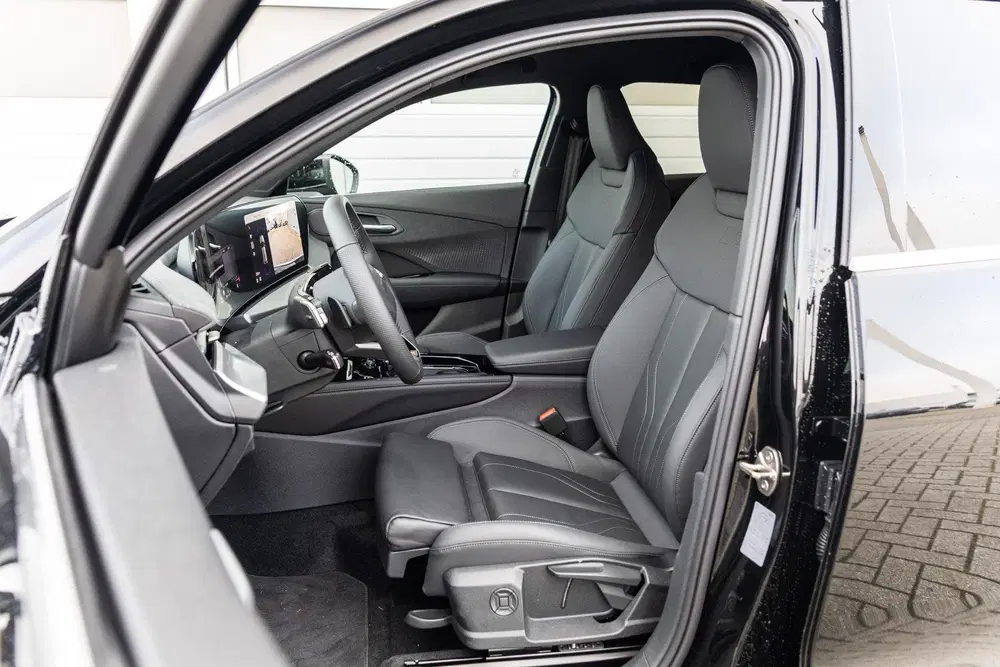 Audi Q3 1.5 e-hybrid 272pk S edition uit 2026, foto 4