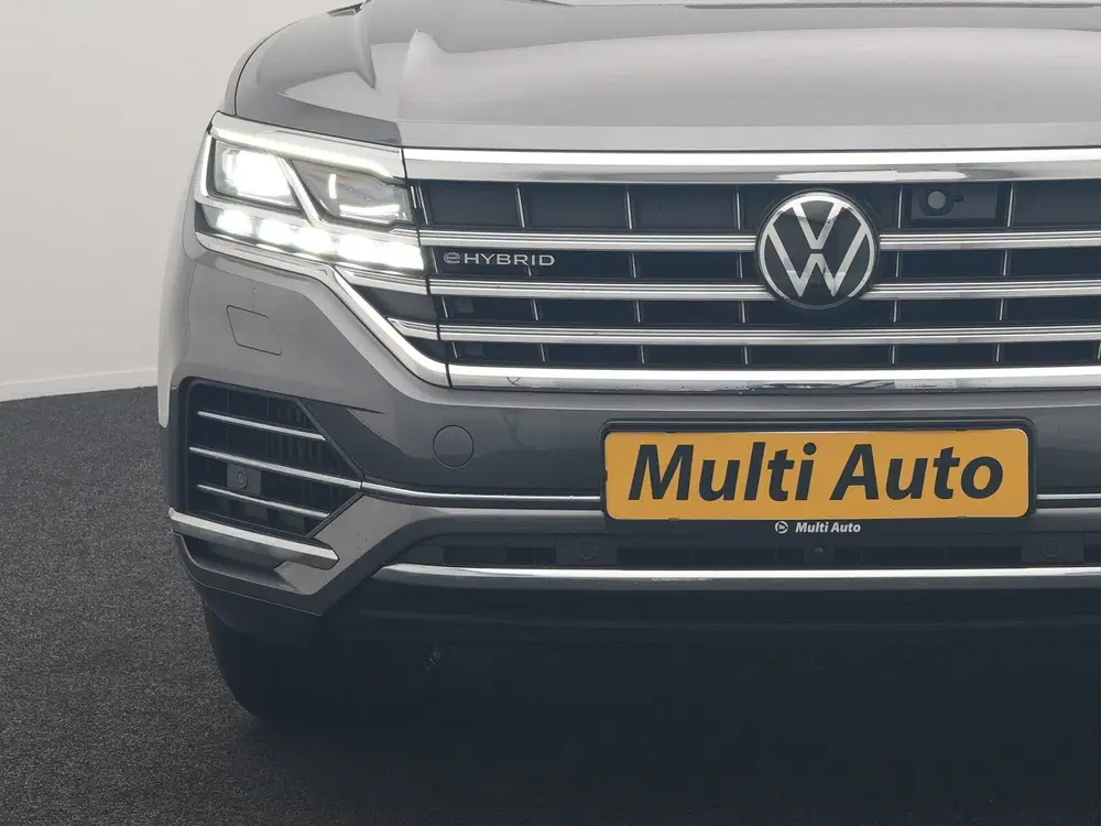 Volkswagen Touareg 3.0 TSi eHybrid 4MOTION PHEV 381pk Dealer uit 2021, foto 10