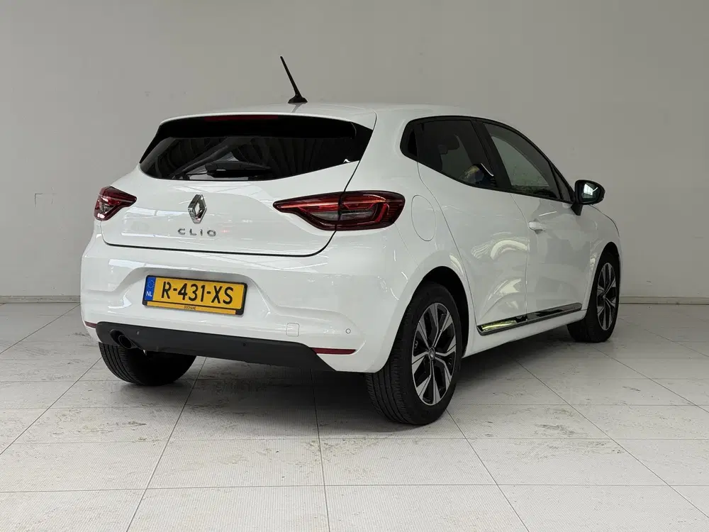 Renault Clio 1.0 TCe 90 Evolution uit 2022, foto 2