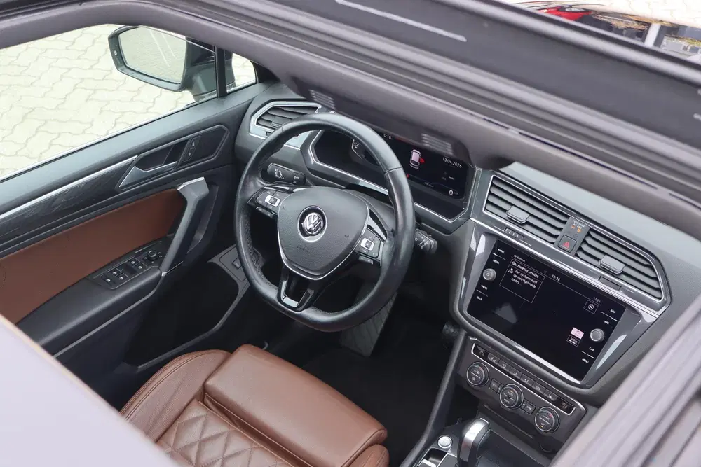 Volkswagen Tiguan Allspace 1.5 TSI Highline Business R 7p. uit 2020, foto 3