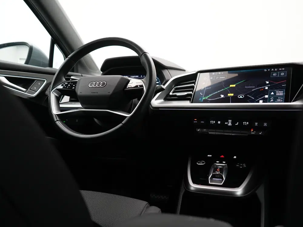 Audi Q4 e-tron 40 Edition 77 kWh 204pk Dealer O.H. uit 2023, foto 10