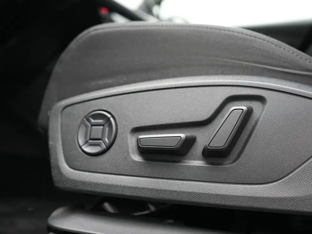 Audi Q4 e-tron 40 Edition 77 kWh 204pk Dealer O.H. uit 2023, foto 15