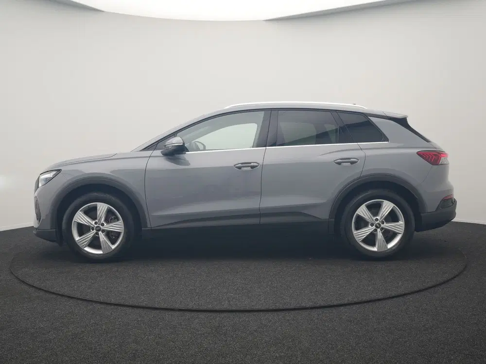 Audi Q4 e-tron 40 Edition 77 kWh 204pk Dealer O.H. uit 2023, foto 2