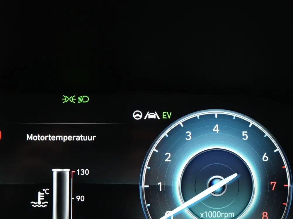 Hyundai SANTA FE 1.6 T-GDI PHEV Premium Sky 7 Persoons 266p uit 2022, foto 13