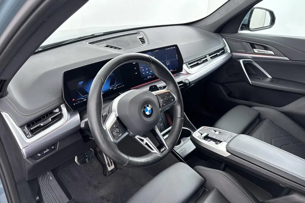 BMW X1 sDrive18i – sportief en verfijnd in opvall uit 2024, foto 2