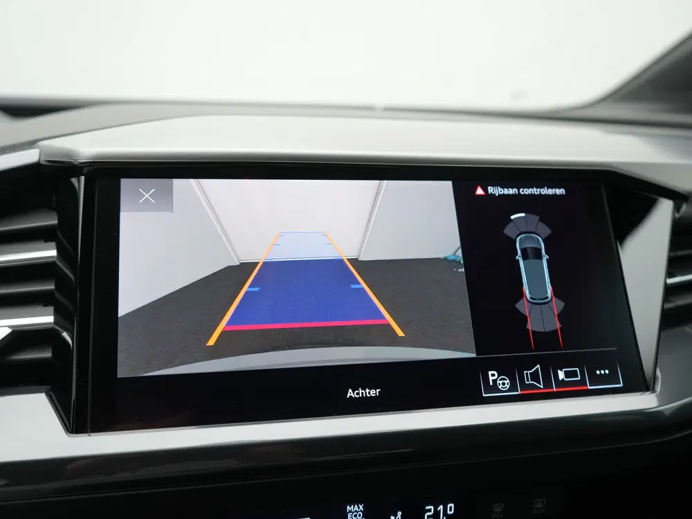Audi Q4 e-tron 40 S Line 77 kWh 204pk Dealer O.H. uit 2023, foto 15