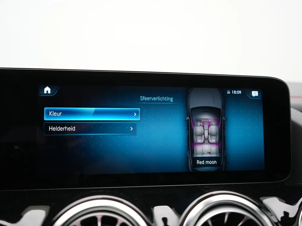 Mercedes-Benz EQA 250 AMG Line 67 kWh 190pk Dealer O.H. uit 2023, foto 14