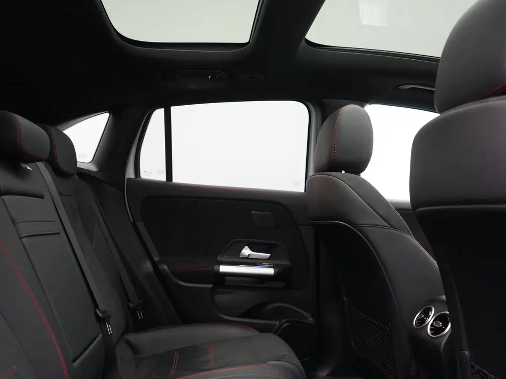 Mercedes-Benz EQA 250 AMG Line 67 kWh 190pk Dealer O.H. uit 2023, foto 6