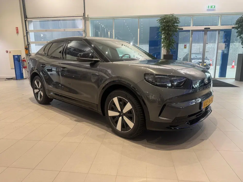 Ford Capri Select Extended Range RWD 77 kWh uit 2026, foto 10