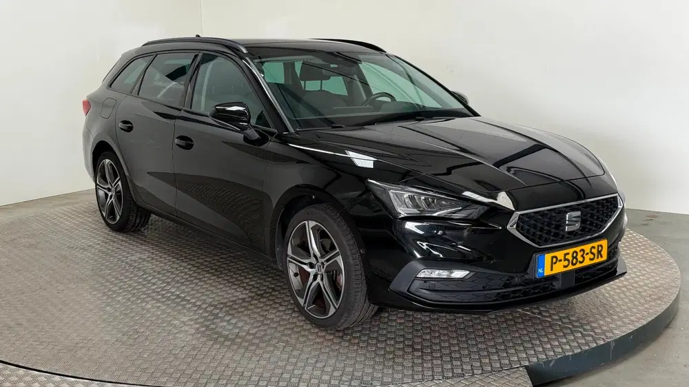SEAT Leon 1.0 TSI Style Business Intense benzin uit 2022, foto 7