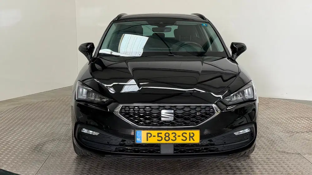 SEAT Leon 1.0 TSI Style Business Intense benzin uit 2022, foto 8