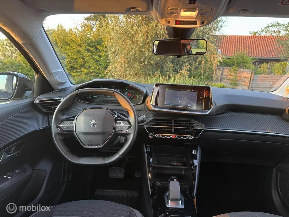 Peugeot 208 EV Active 50 kWh uit 2020, foto 3