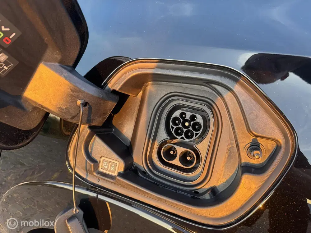 Peugeot 208 EV Active 50 kWh uit 2020, foto 6