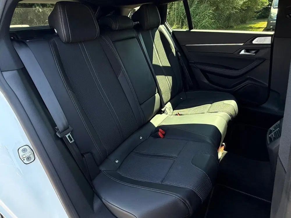 Peugeot 508 1.6 PureTech Blue Lease GT Line Automaat uit 2021, foto 12