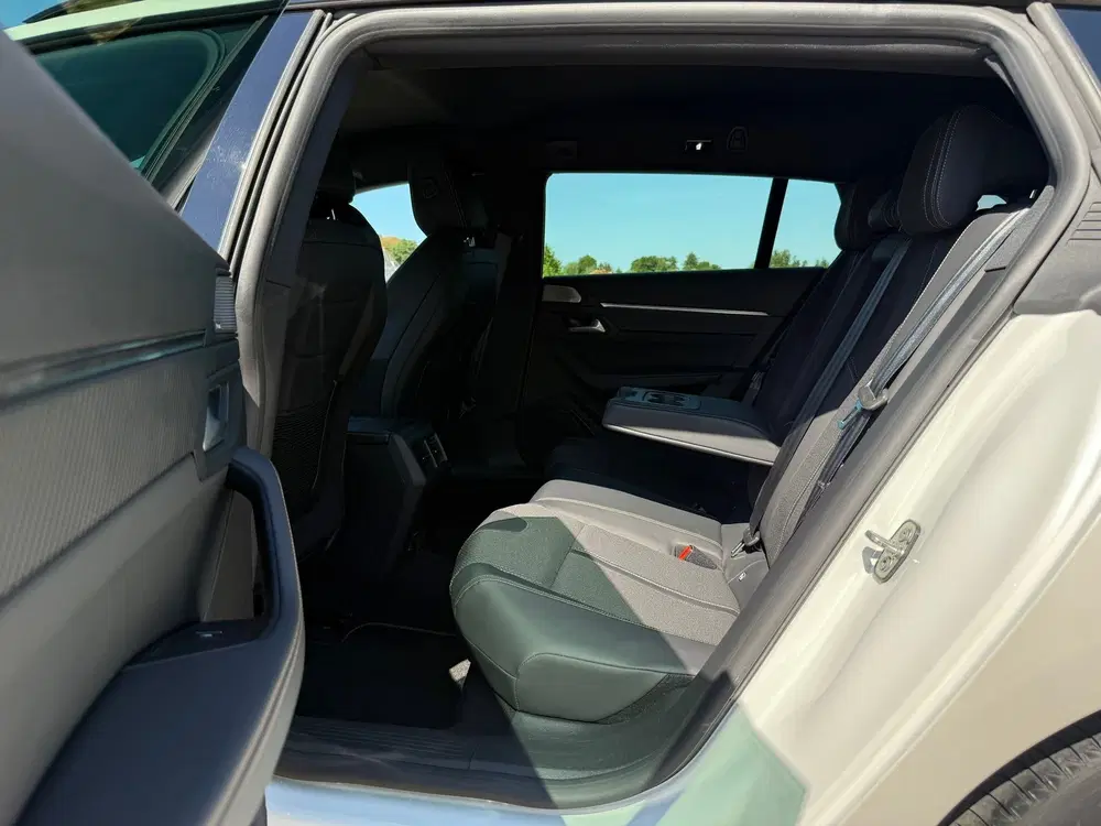 Peugeot 508 1.6 PureTech Blue Lease GT Line Automaat uit 2021, foto 8