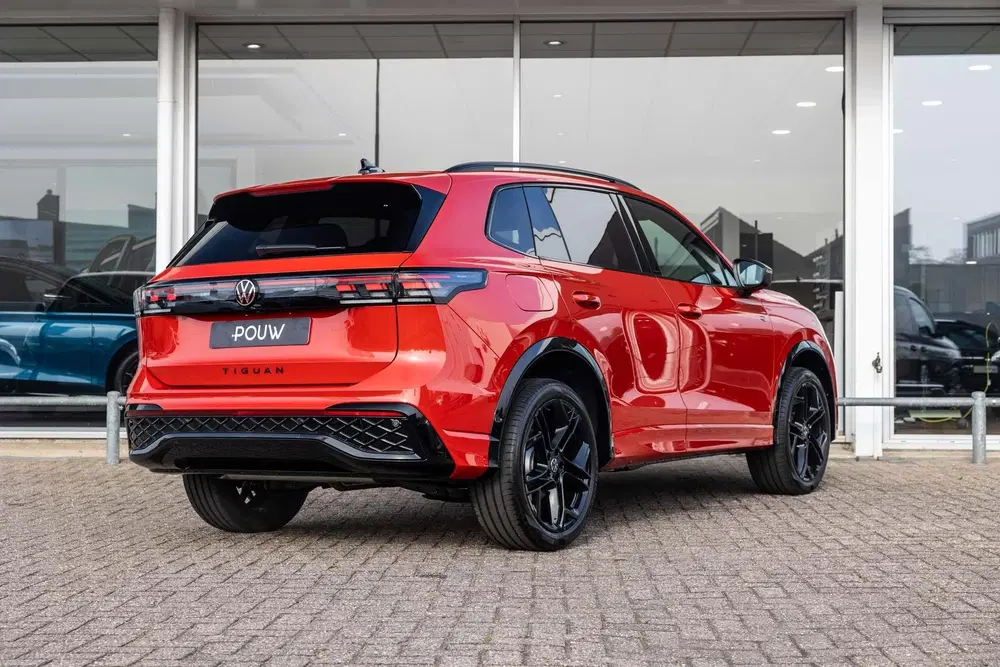 Volkswagen Tiguan 1.5 eHybrid 204pk R-Line Edition uit 2026, foto 2