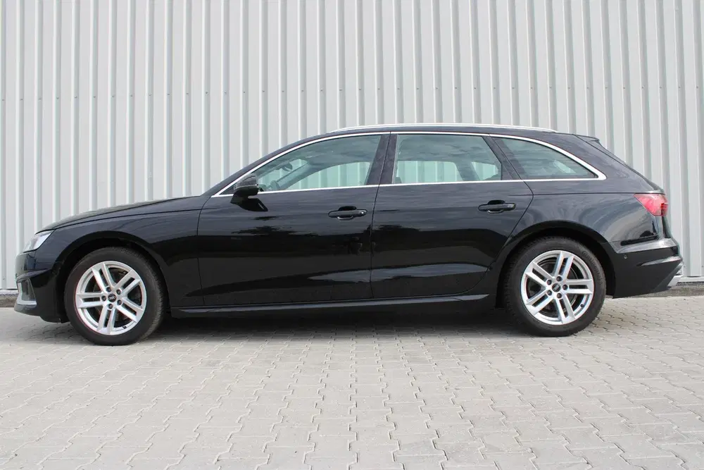 Audi A4 35 TFSI Advanced Edition uit 2023, foto 15