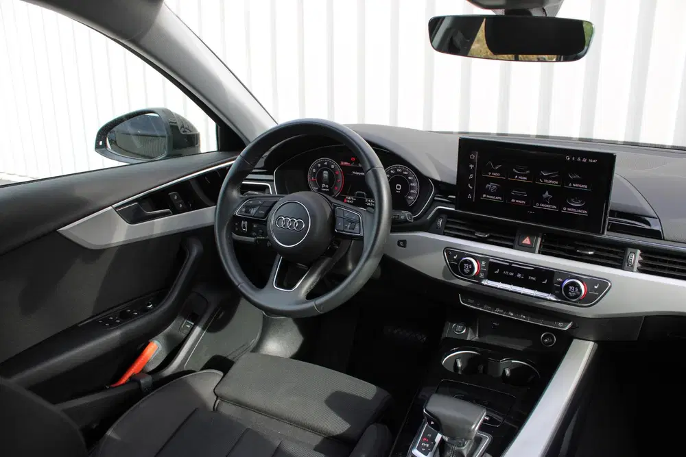 Audi A4 35 TFSI Advanced Edition uit 2023, foto 2