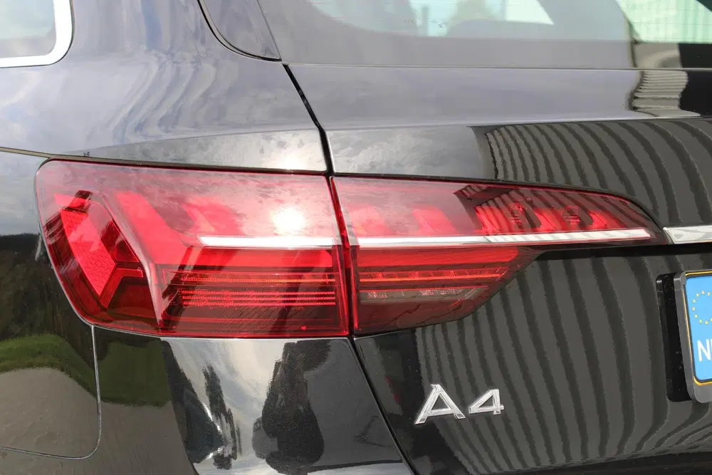 Audi A4 35 TFSI Advanced Edition uit 2023, foto 9