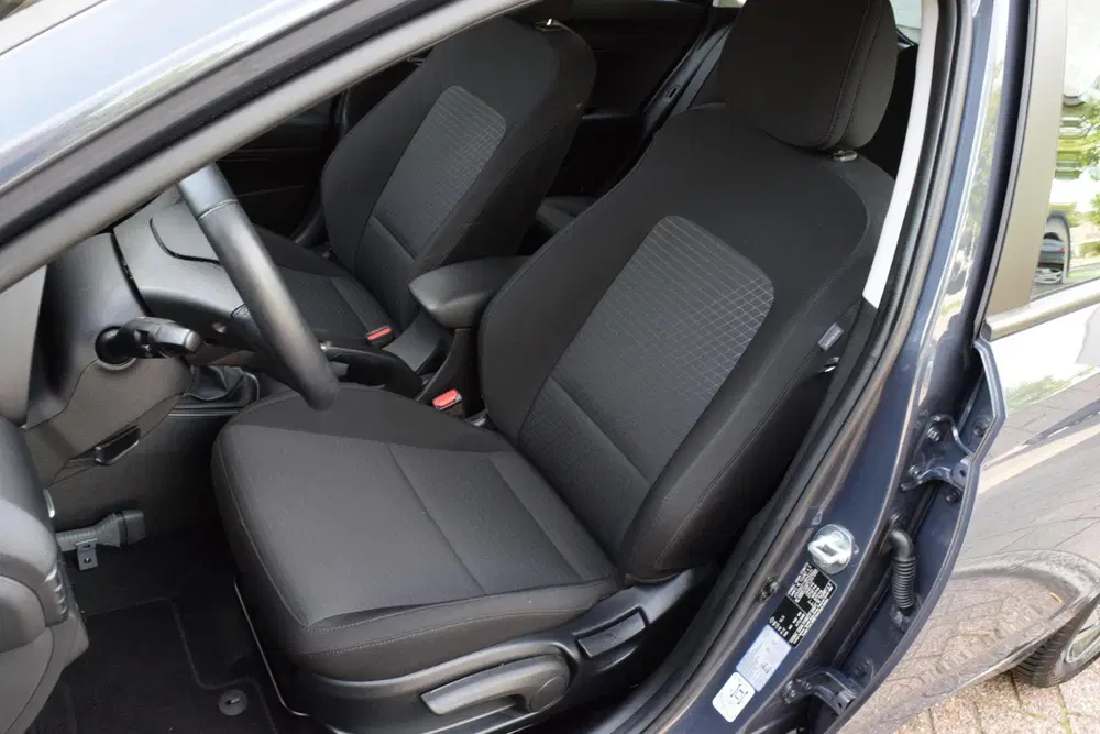 Hyundai i20 1.0 T-GDI Comfort Smart uit 2023, foto 15